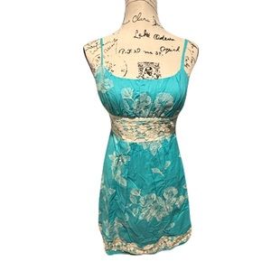 Dress Barn Size 4 Petite  blue dress white lace bow tie back very feminine